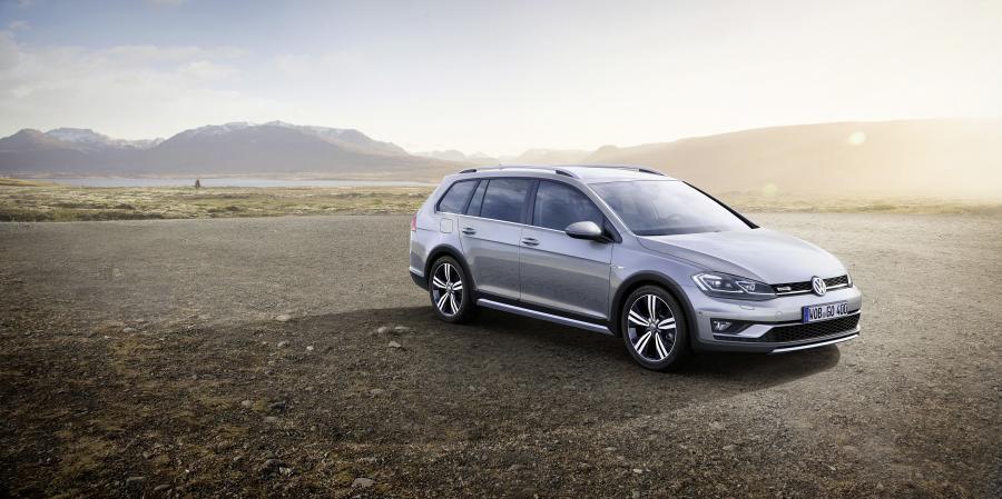 Volkswagen Golf Alltrack 2017 года  (WW) (фото 3 из 12)